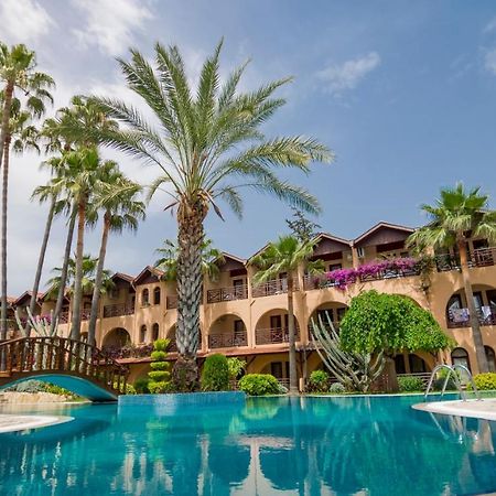 Club Tropical Beach Hotel Toslak Екстериор снимка