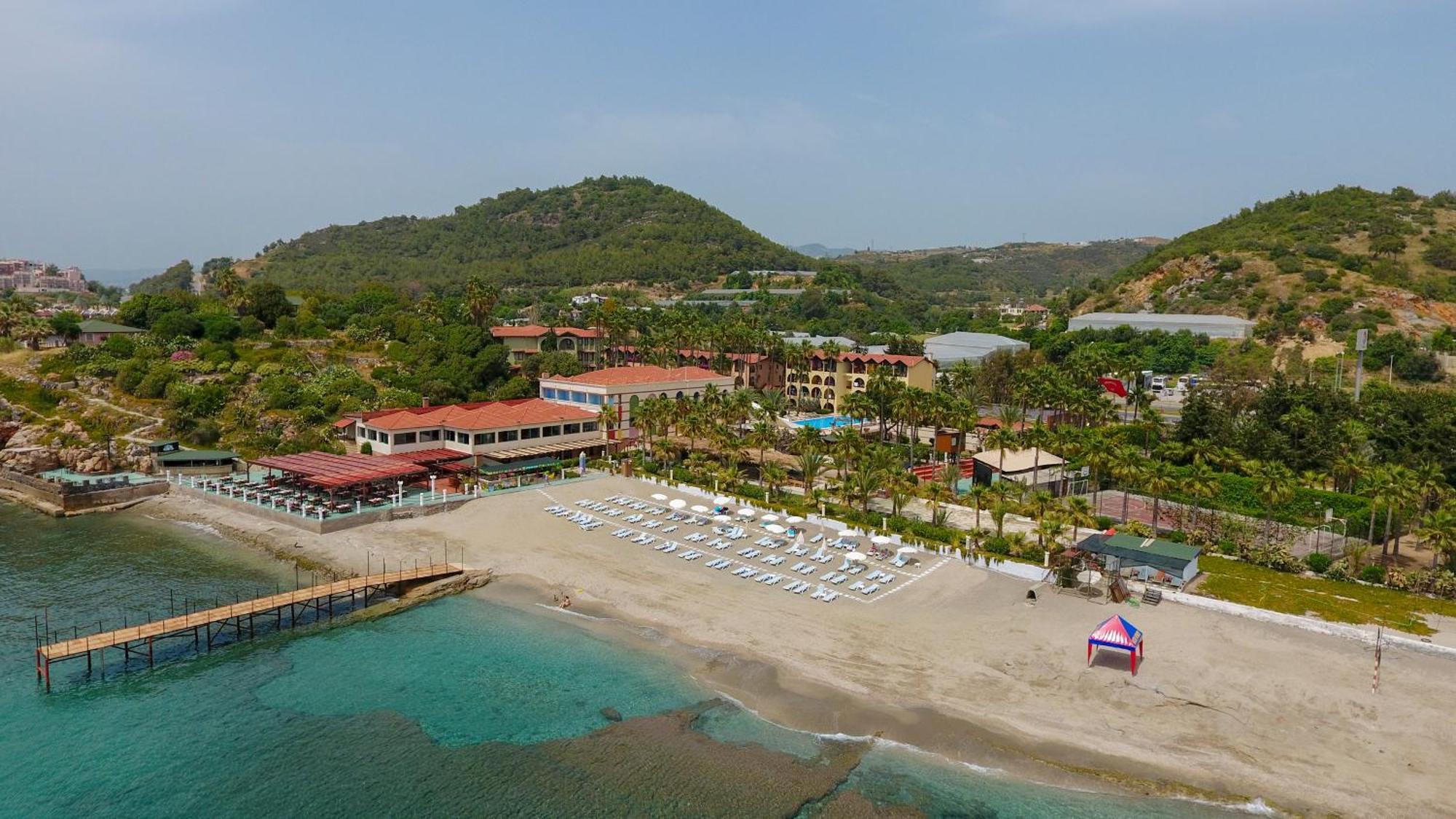 Club Tropical Beach Hotel Toslak Екстериор снимка